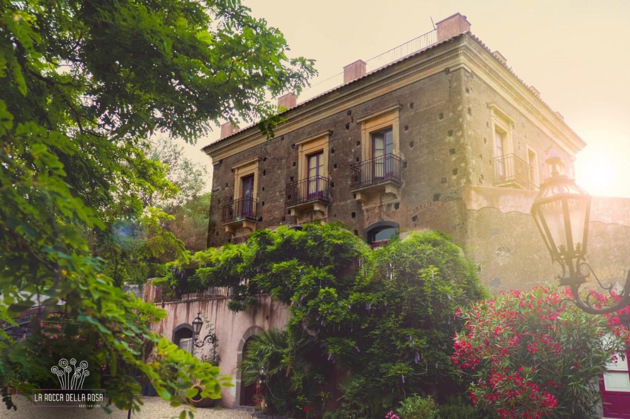La Rocca Della Rosa Villa ซัฟเฟรานา เอตเนอา ภายนอก รูปภาพ